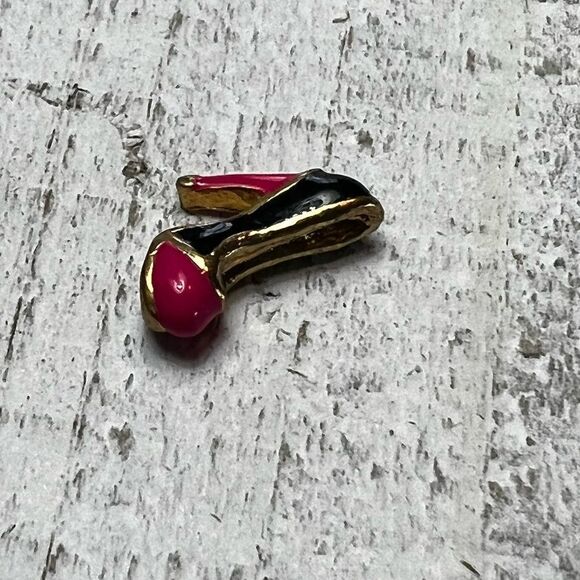 Origami Owl Charm - Picture 3 of 3